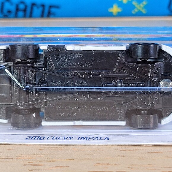 Hot Wheels 2012 Chevy Impala 2/5 209/250 HW Race Team 1:64 NOC - Picture 6 of 6